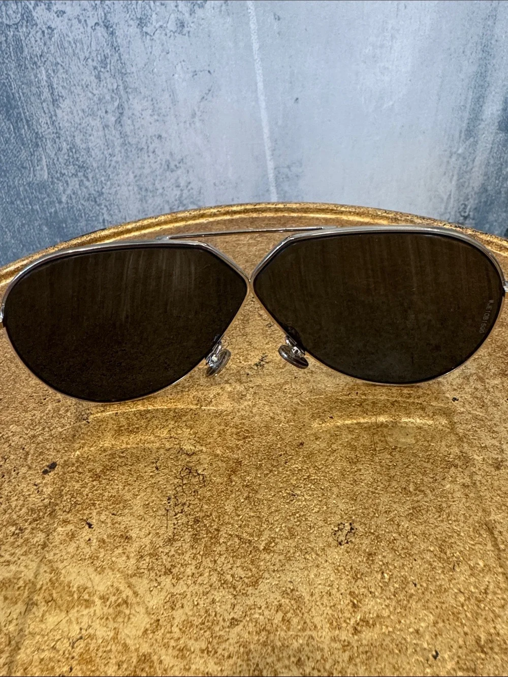 Christian DIOR Aviator Metal Frame Sunglasses in Silver